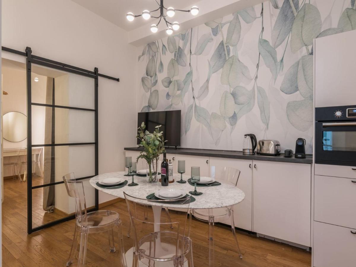 The Best Rent - Cozy Two-Bedroom Apartment In Via Dei Condotti Roma Eksteriør bilde